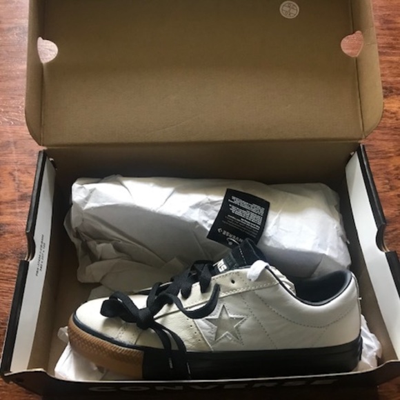 Converse Other - Converse Carhartt WIP One Star Pro OX off white, black, gum